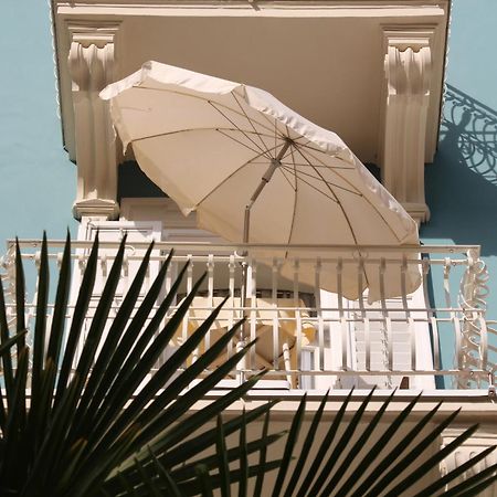 Villa Bavaria Merano Bagian luar foto