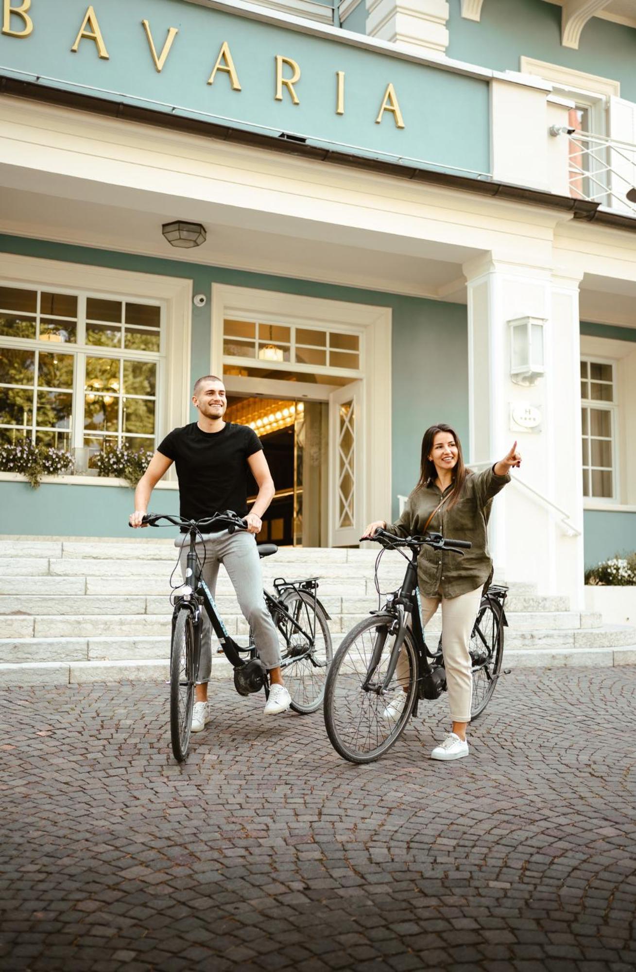 Villa Bavaria Merano Bagian luar foto