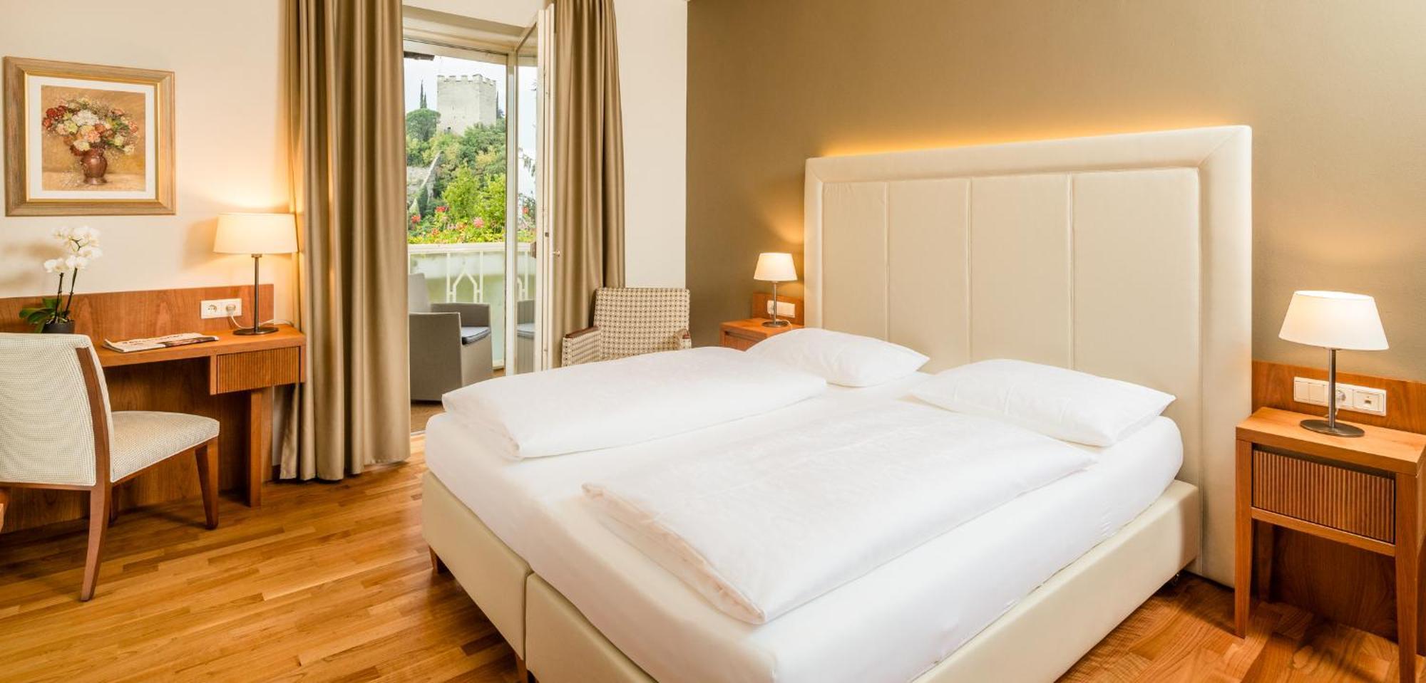Villa Bavaria Merano Bagian luar foto