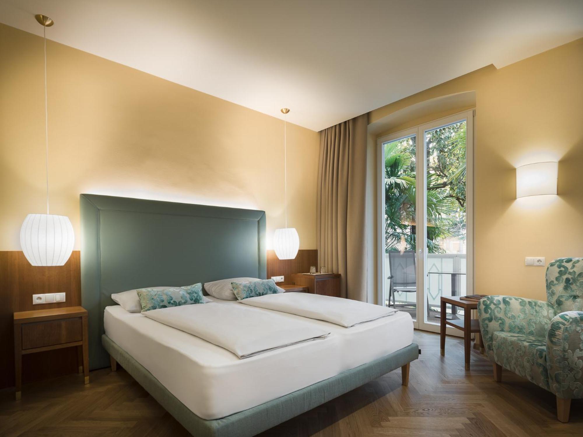 Villa Bavaria Merano Bagian luar foto